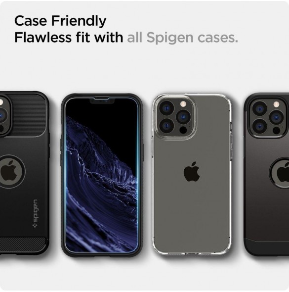 Härdat glas för iPhone 13 / 13 Pro / 14 med Spigen Glas.tR EZ FIT applikator (2 st.)
