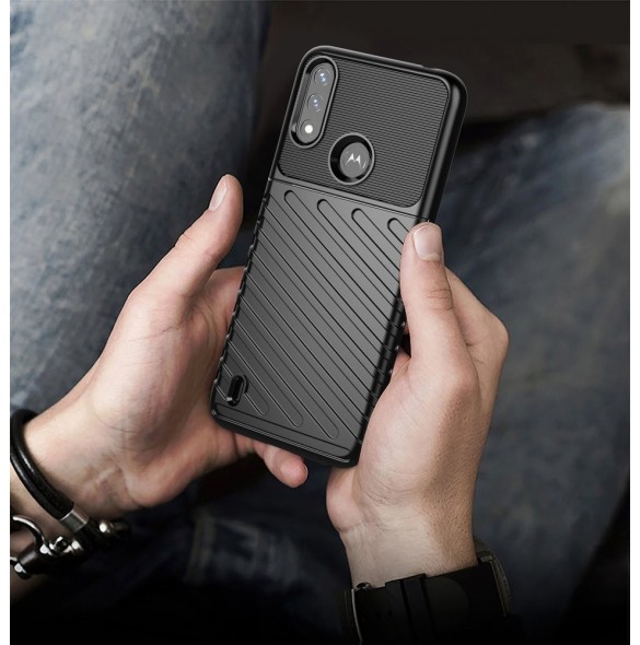 Thunder Case flexibelt pansarskal till Motorola Moto E7 Power svart