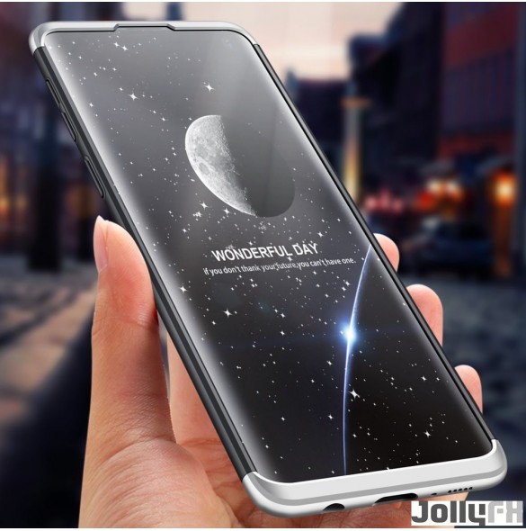 Svart-silver och väldigt snyggt skydd till Samsung Galaxy S10 Plus.
