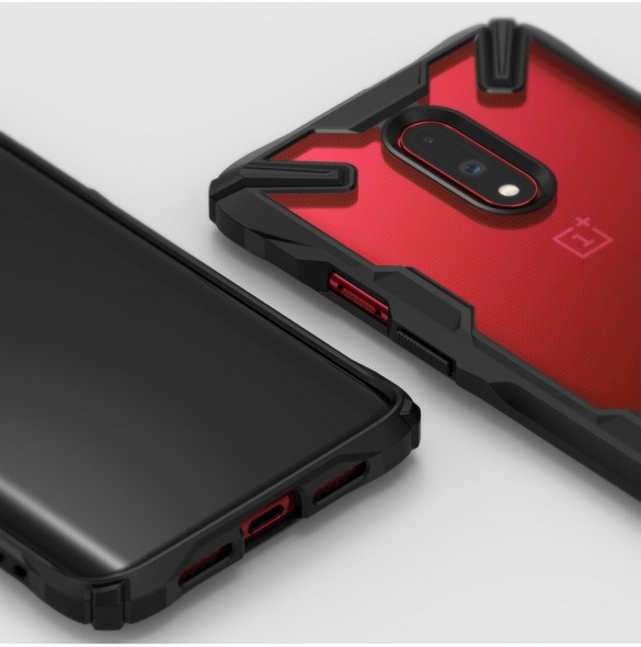 Din OnePlus 7 skyddas av det här stora locket.