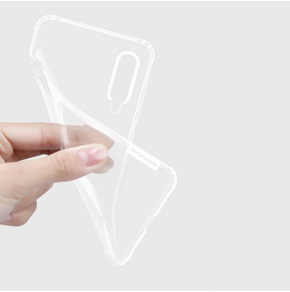 Genomskinligt och väldigt snyggt skydd till Xiaomi Mi 9.