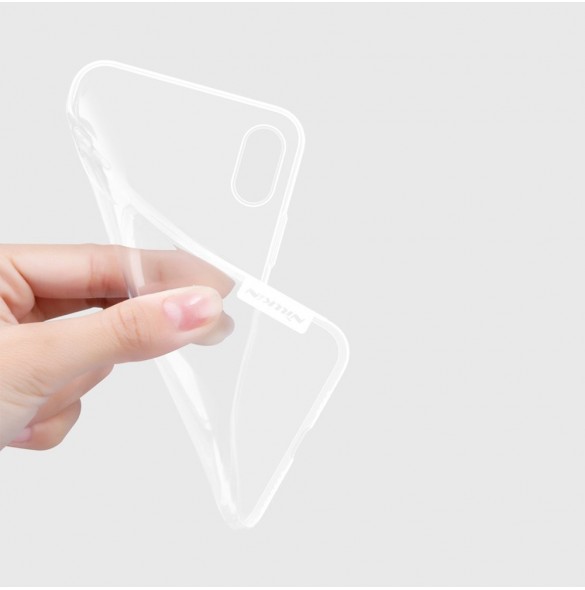 Genomskinligt och väldigt snyggt skydd för iPhone XS Max.