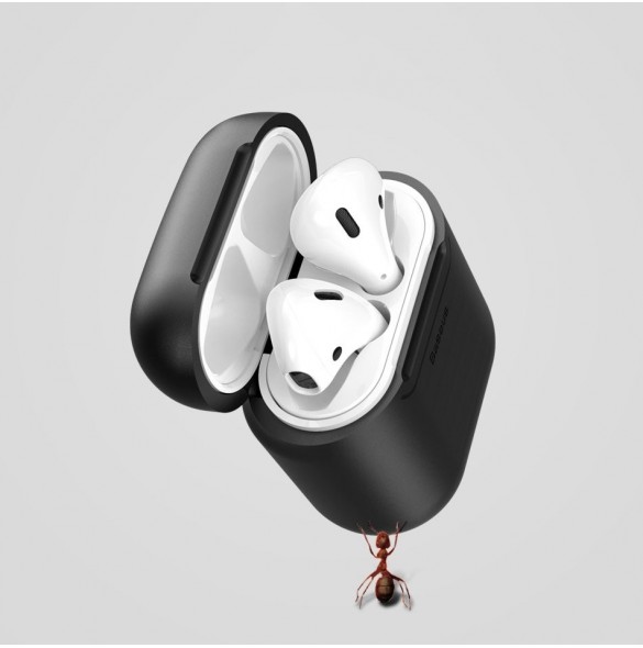 Med detta silikonskyddskåpa kommer du inte att oroa dig för att skrapa ditt AirPods-fall någonsin igen.