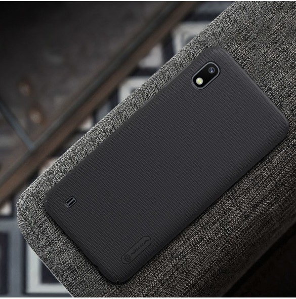Vackert och pålitligt skyddande fodral från Samsung Galaxy A10.