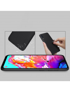 Ett elegant täcke i kvalitativt material för Samsung Galaxy A70.