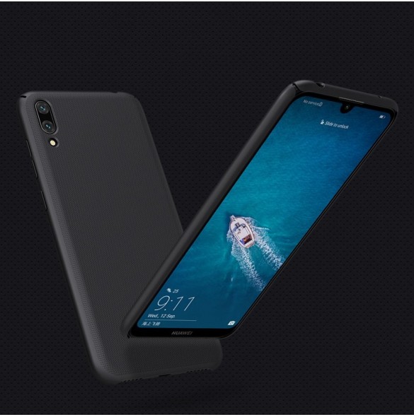 Svart och väldigt snyggt skydd för Huawei Y7 Pro 2019.