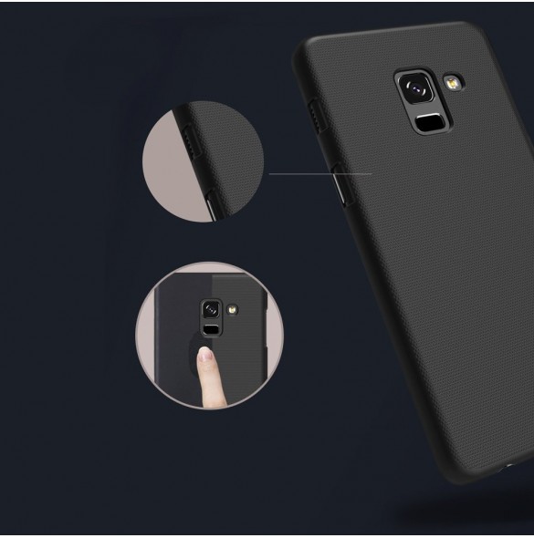 Svart och väldigt snyggt skydd till Samsung Galaxy A8 2018 A530.