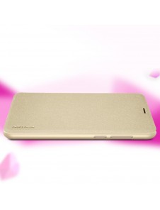 Guld och väldigt snyggt skydd för Huawei P Smart.