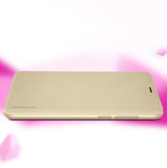 Guld och väldigt snyggt skydd för Huawei P Smart.