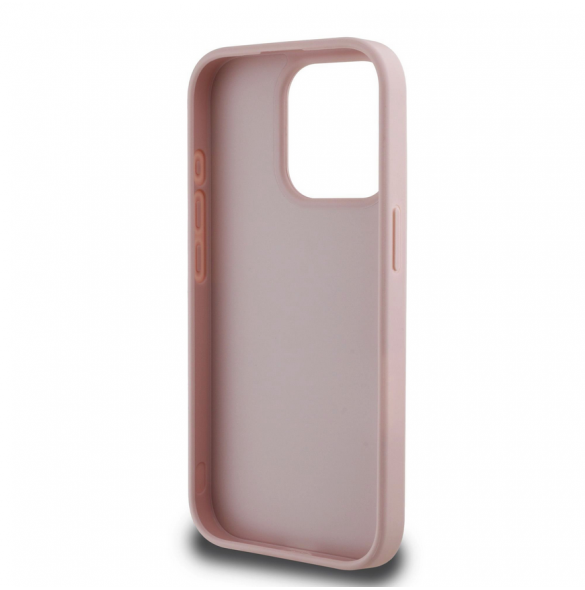Guess PU Grained 4G metalllogofodral för iPhone 15 Pro Pink