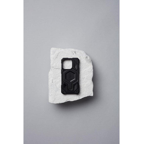 Urban Armor Gear UAG Monarch Pro Skyddsskal Kompatibelt med Apple iPhone 14 Pro - Svart