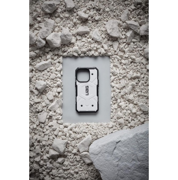 URBAN ARMOR GEAR UAG för iPhone 14 Plus-skal Vitt Pathfinder