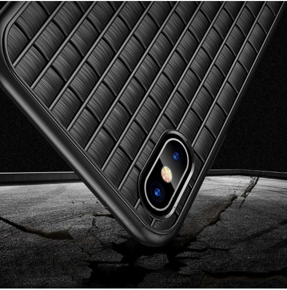 iPhone XS Max kommer att skyddas av detta stora omslag.