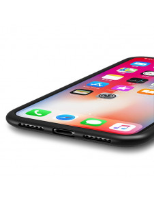 Svart och väldigt snyggt fodral för iPhone XS / X.