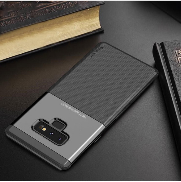 Samsung Galaxy Note 9 N960 kommer att skyddas av detta stora omslag.