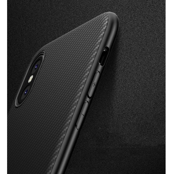 iPhone XS Max kommer att skyddas av detta stora omslag.