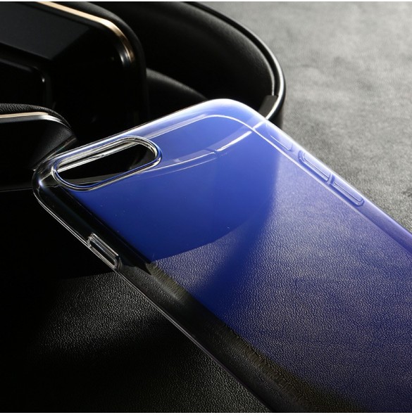 iPhone 8/7 kommer att skyddas av detta fantastiska omslag.