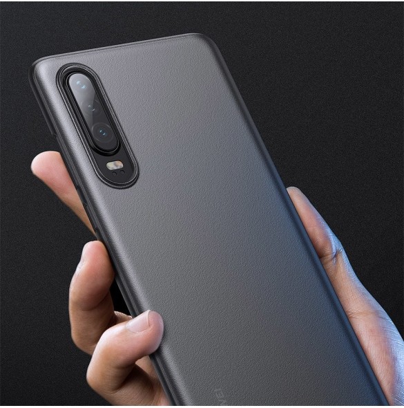 Svarttransparent och mycket snyggt skal till Huawei P30.