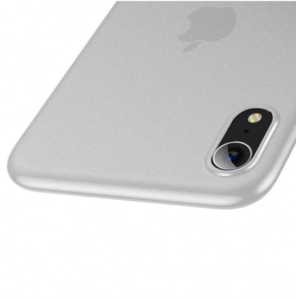 Vitt och mycket snyggt fodral för iPhone XR.