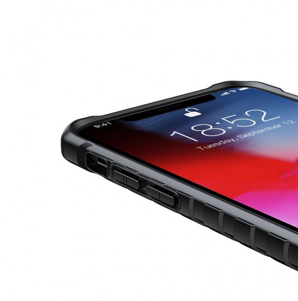 Svart och väldigt snyggt omslag till iPhone XS Max.