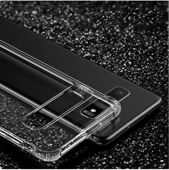 Genomskinligt och väldigt snyggt skal till Samsung Galaxy S10 Plus.