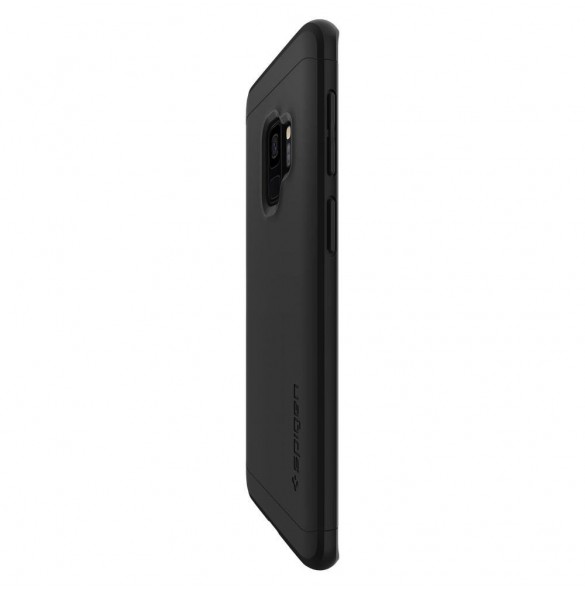 En vacker produkt för din telefon från världsledande Spigen.
