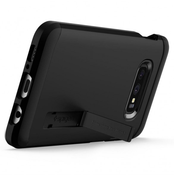 Svart och väldigt elegant lock till Samsung Galaxy S10e.