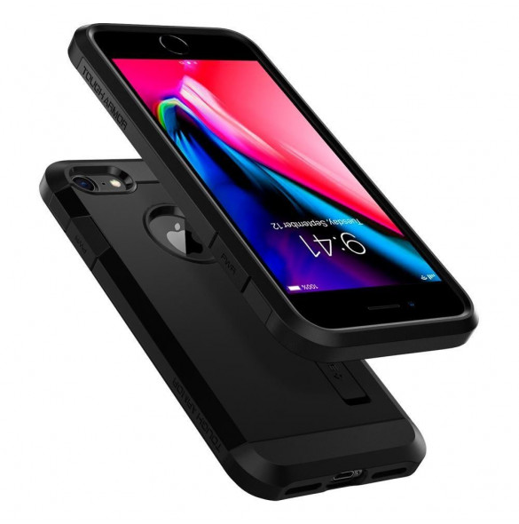 Svart och mycket snyggt fodral för iPhone 8/7.