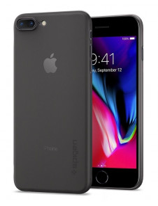 Din telefon kommer att skyddas av det här omslaget från Spigen.
