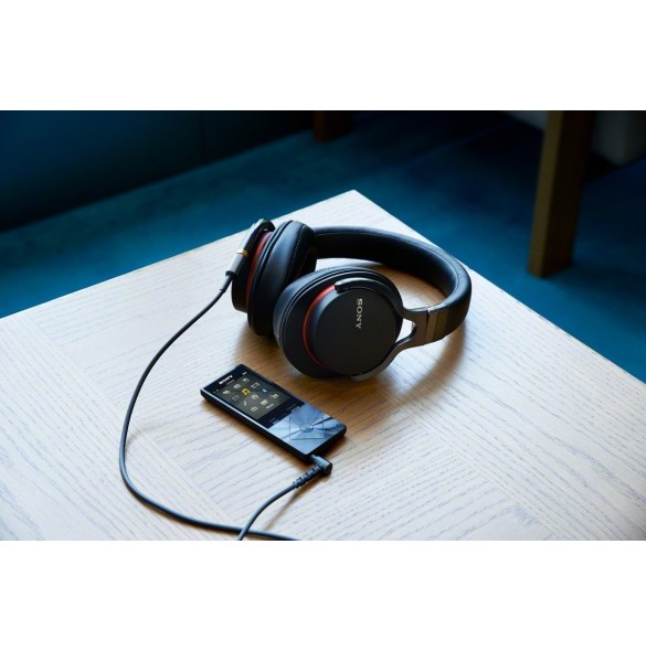 Sony MDR-1A Headphones - Svart