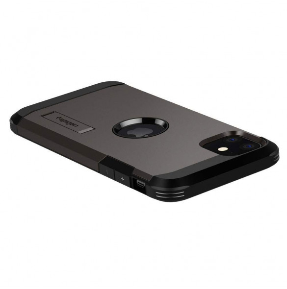 iPhone 11 och väldigt snyggt skydd från Spigen.