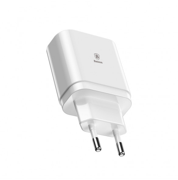 3 USB-portar - Du kan ladda tre enheter samtidigt.