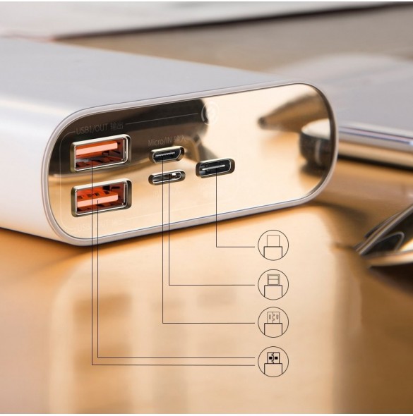 Med dubbel USB-utgång och PD Type-C-ingång / -utgång + Micro USB-ingång + Lightning