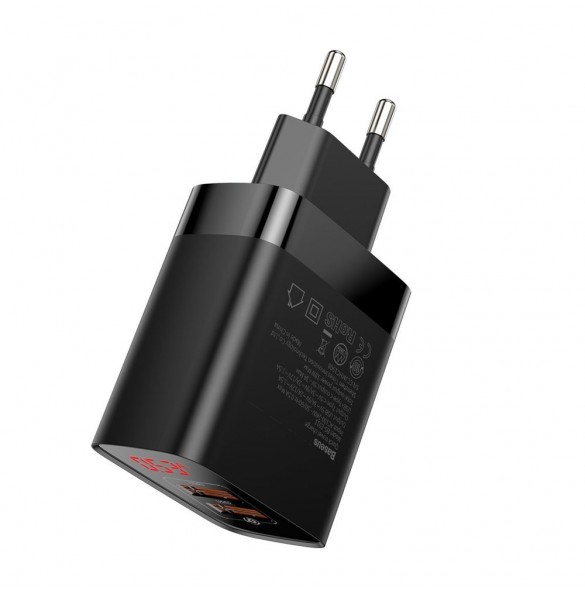 USB + USB-utgång med dubbla portar