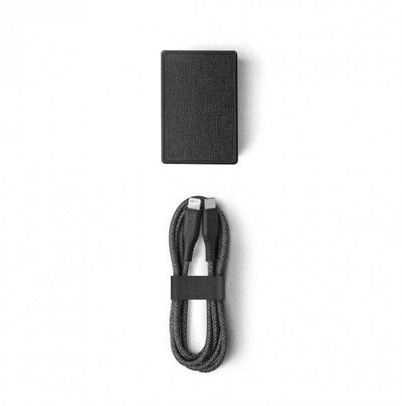 USB-C utgångsspänning: 5V-3A / 9V-2A / 12V-1,5A (USB-C PD3.0 18W)