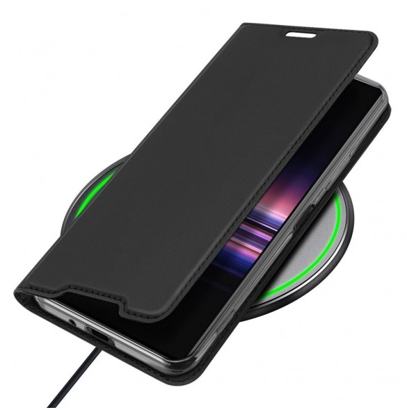 Svart och mycket snyggt omslag Sony Xperia 1 II.
Svart och mycket snyggt omslag Sony Xperia 1 II.