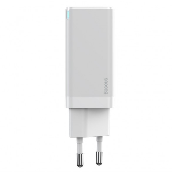 Ingång: AC 100V-240V ~, 50 / 60Hz, 1,5A Max.