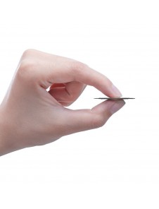 360 graders rotation gör den här praktiska fingerhållaren justerbar och enkel att använda.