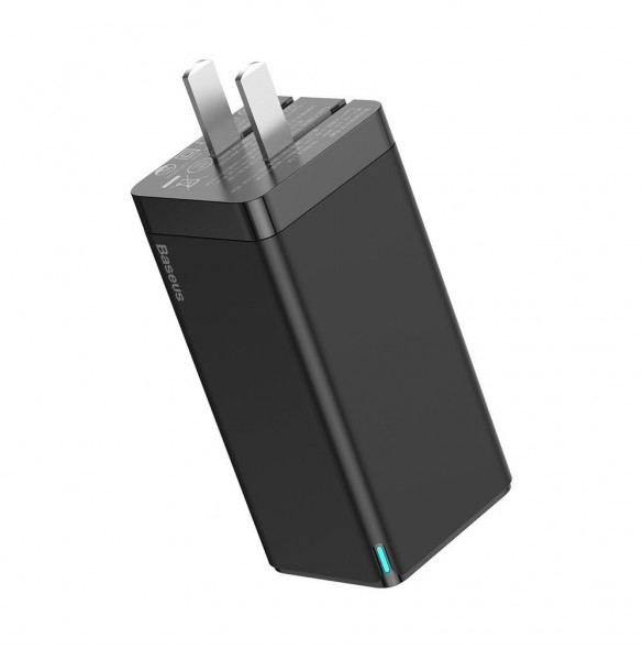 Den maximala effekten för Type-C kan vara upp till 65W, vilket snabbt kan ladda den bärbara datorn