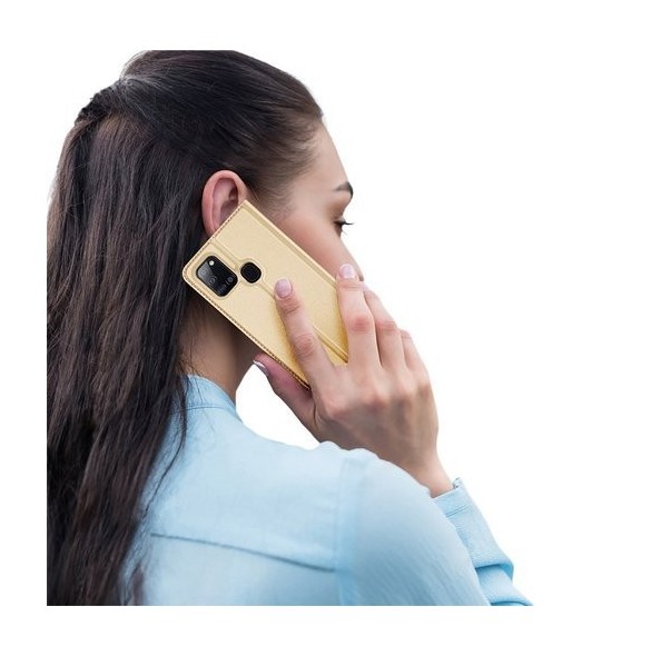 Din telefon skyddas av detta skydd från DUX DUCIS.