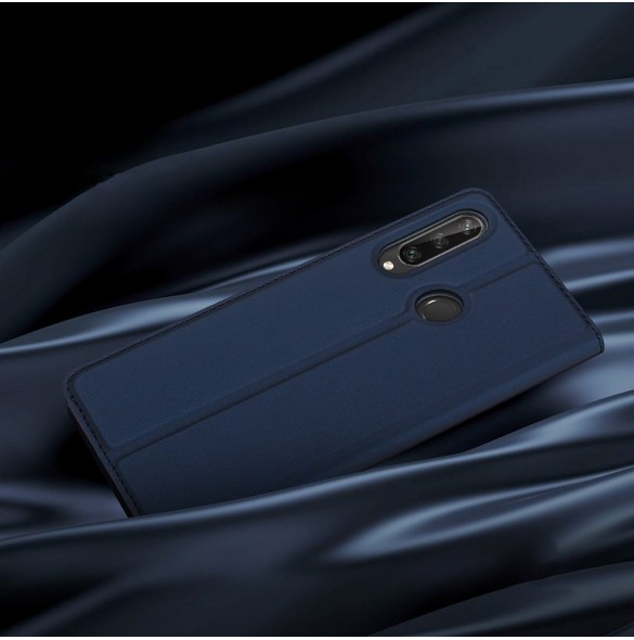 Blå och mycket snyggt skal till Huawei Y6p.