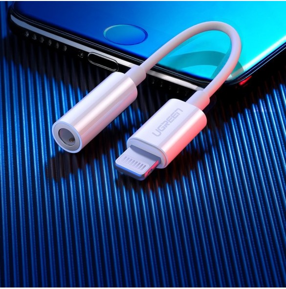 Ugreen MFI-adapter från Lightning till hörlursuttag 3,5 mm-port - Vit (US21230759)