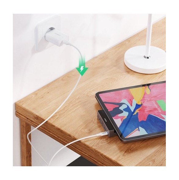 Du kan också ansluta tangentbord, mus och fler USB-enheter för effektivare användning.
