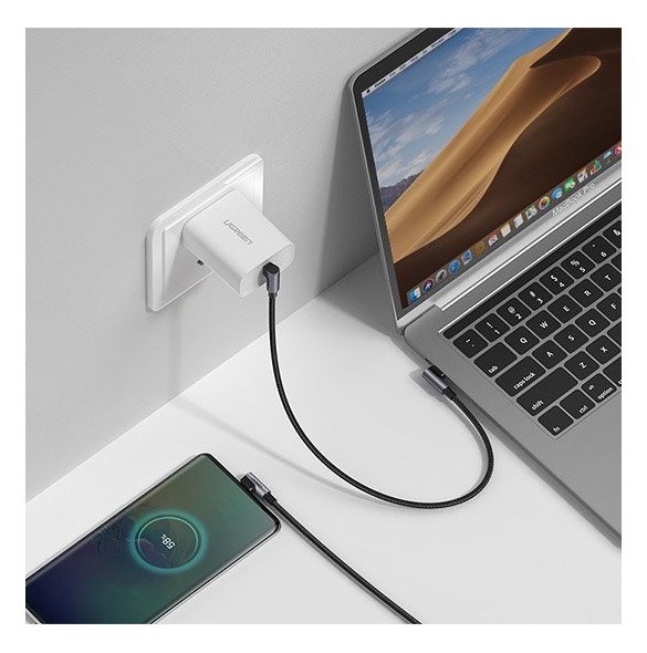 Levererar en höghastighetsladdning upp till 3A (max) med USB Type C PD-laddaren.