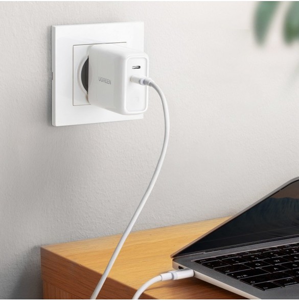 Portar: USB typ C