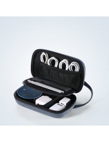 Snäppkroken gör att resepåsen lätt hänger i din ryggsäck eller laptopväska.