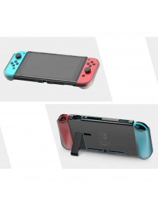 Den stöder Nintendo-switchstället på baksidan och det finns inget block för laddningsporten.