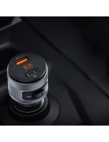 V5.0 Bluetooth FM-sändare stöder röstkommandon för att säkerställa säker körning etc.