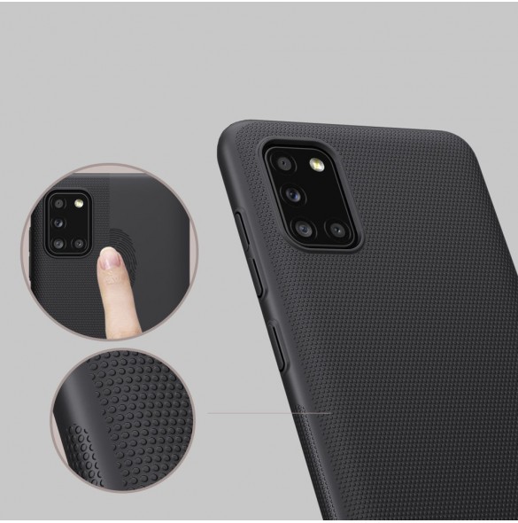 Svart och mycket snyggt skal Samsung Galaxy A31.