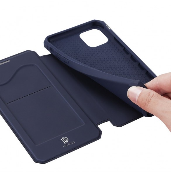 iPhone 12 Mini skyddas av detta fantastiska skal.